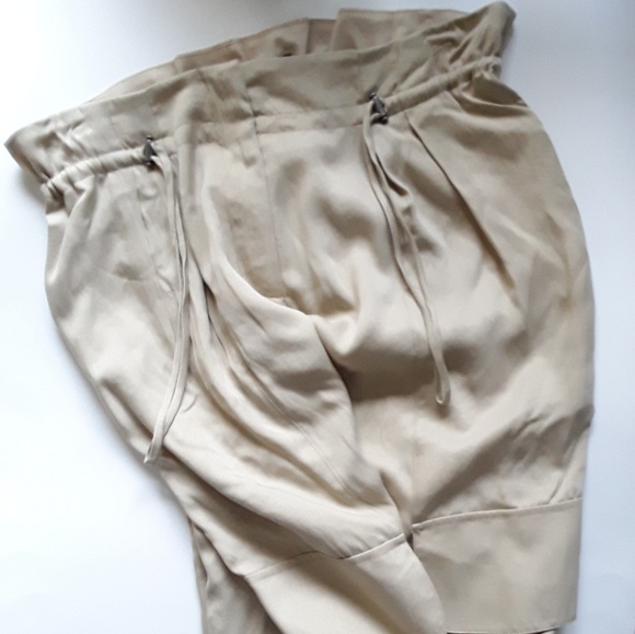 BCBG MAXAZRIA 《Khaki Cargo Pant》 - Picture 4 of 5